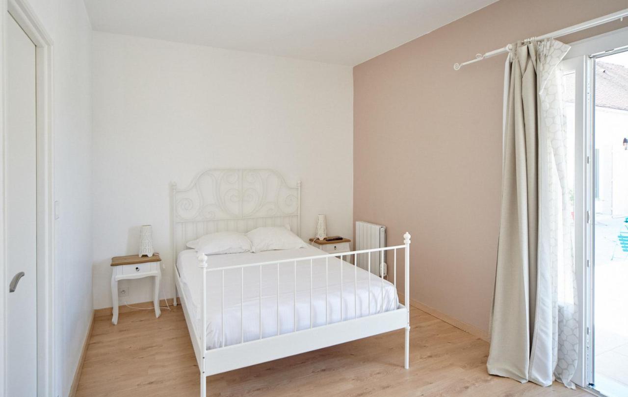 Le Carre Saint Pierre - Chambres D'Hotes Marey-les-Fussey Eksteriør billede